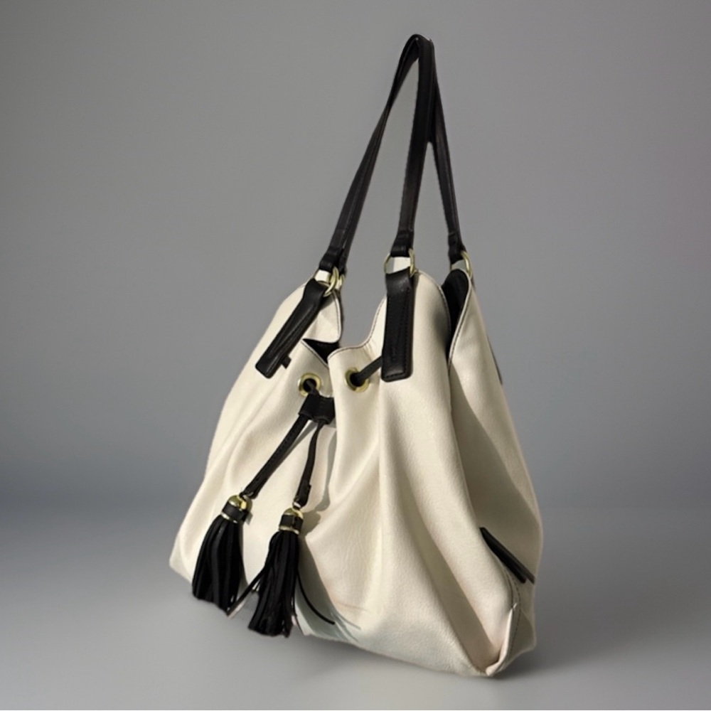 Trendy Liz Claiborne White & Black Hobo Shoulder Bag Tassel Accents